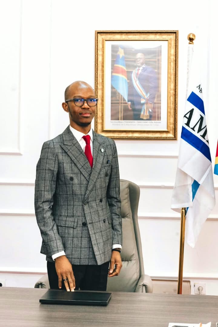 Dieudonné Tshibangu Tshibuabua, Administrateur Directeur Général d’AMICONGO SA
